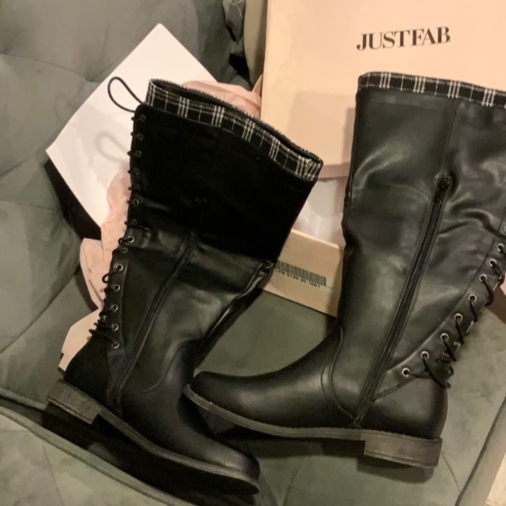 Woman’s boots